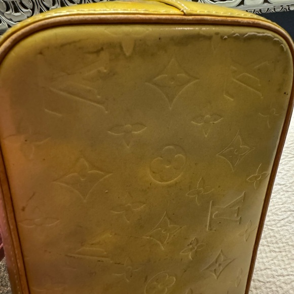 Louis Vuitton Monogram Vernis Huston Handbag - Picture 10 of 11